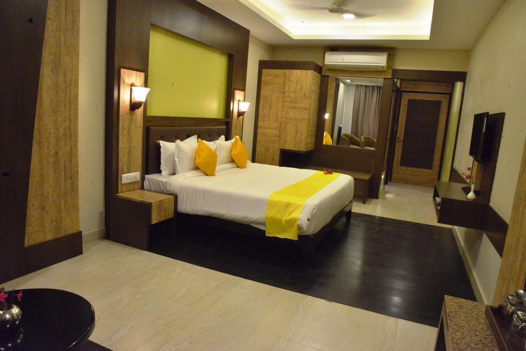 Mango Hotels Jodhpur Джодпур Екстериор снимка