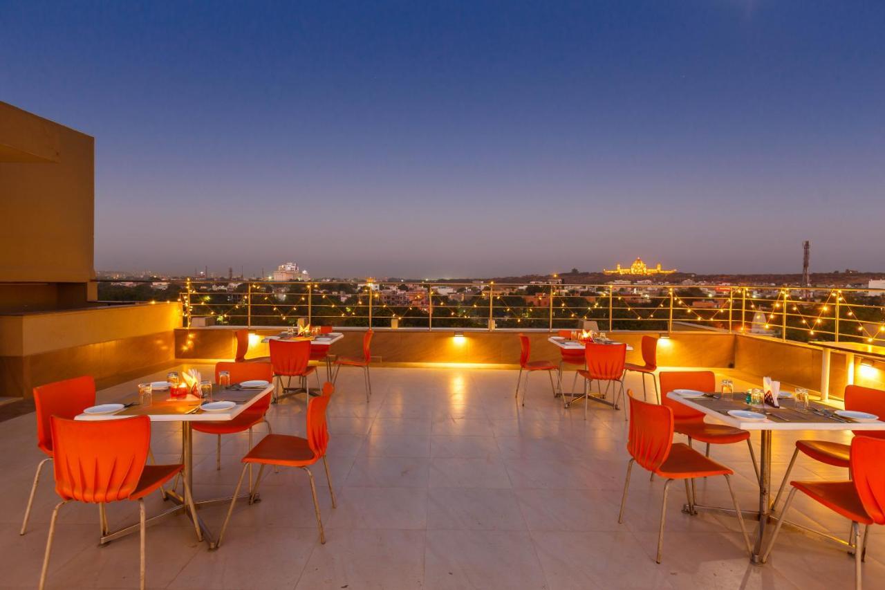 Mango Hotels Jodhpur Джодпур Екстериор снимка