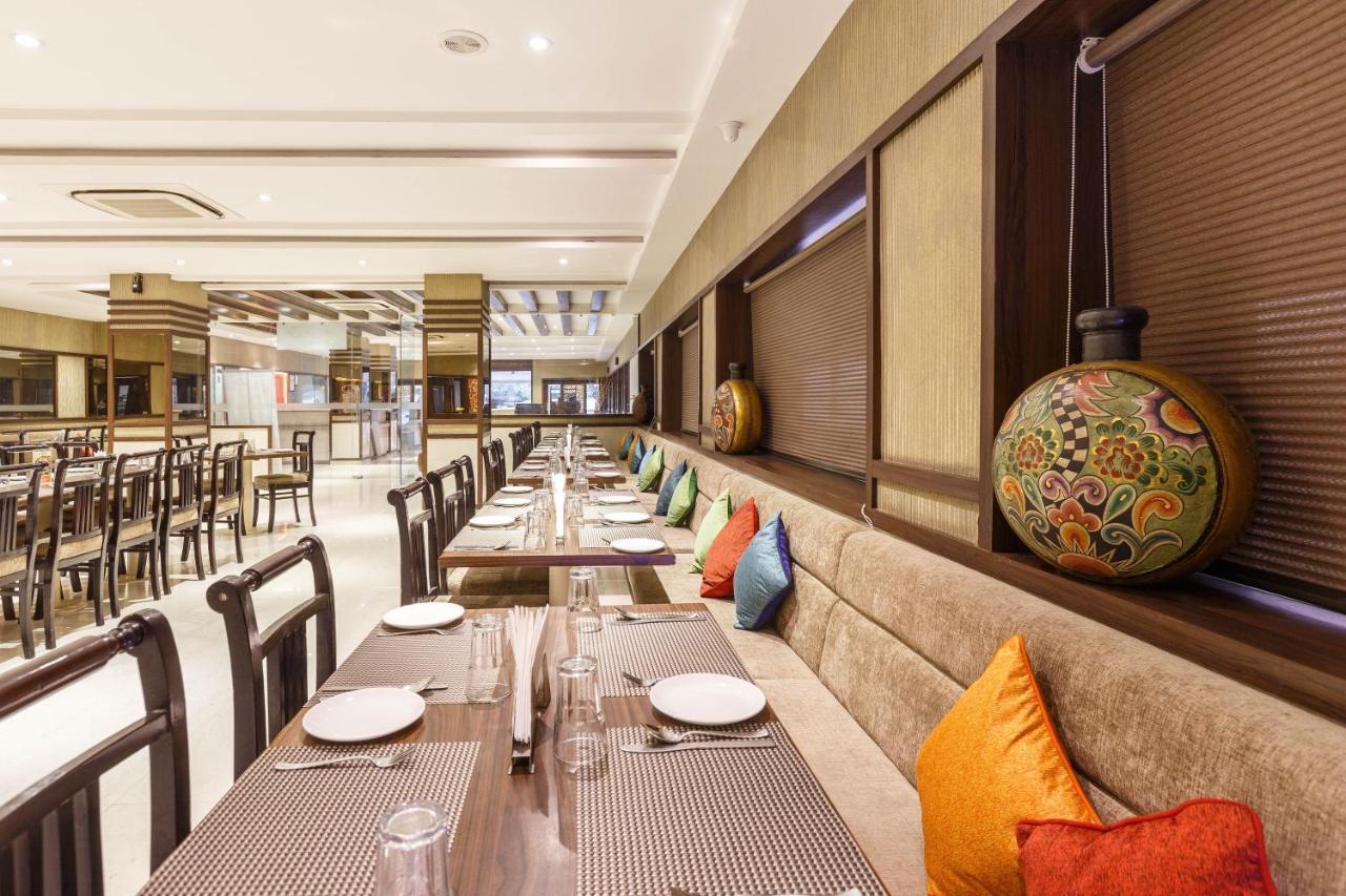 Mango Hotels Jodhpur Джодпур Екстериор снимка