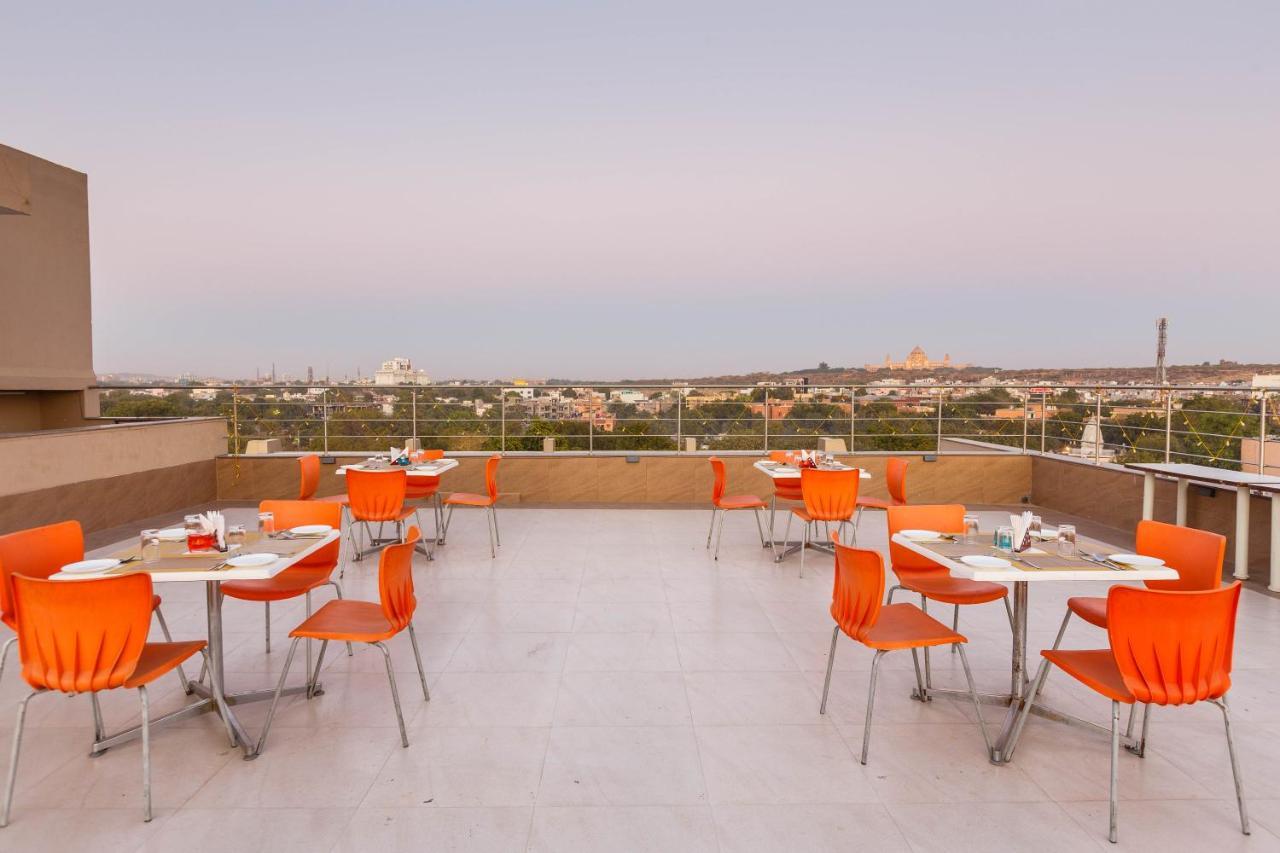 Mango Hotels Jodhpur Джодпур Екстериор снимка