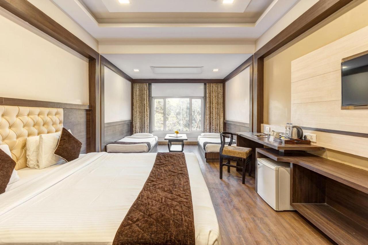 Mango Hotels Jodhpur Джодпур Екстериор снимка