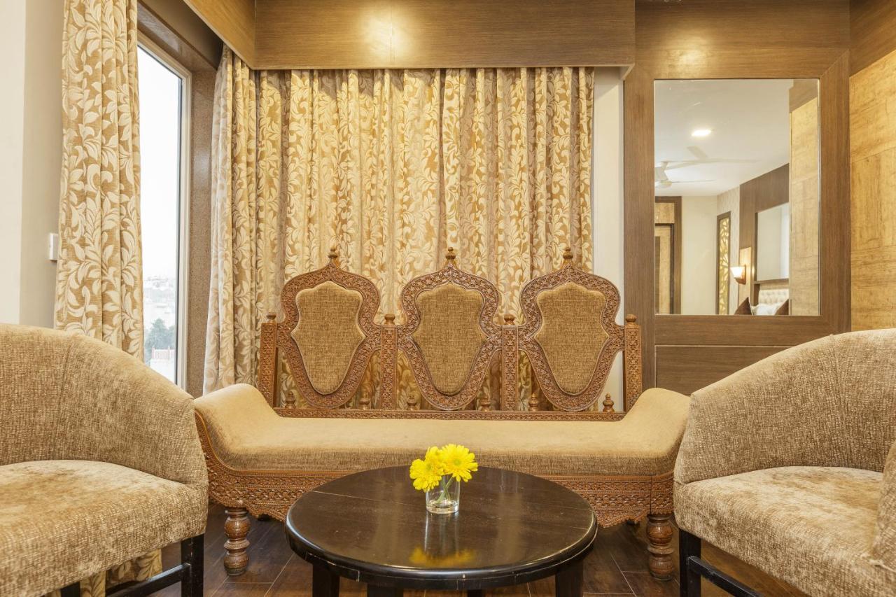 Mango Hotels Jodhpur Джодпур Екстериор снимка