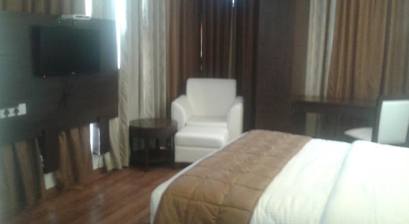 Mango Hotels Jodhpur Джодпур Екстериор снимка
